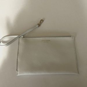 NWOT Leather Kate Spade Wristlet